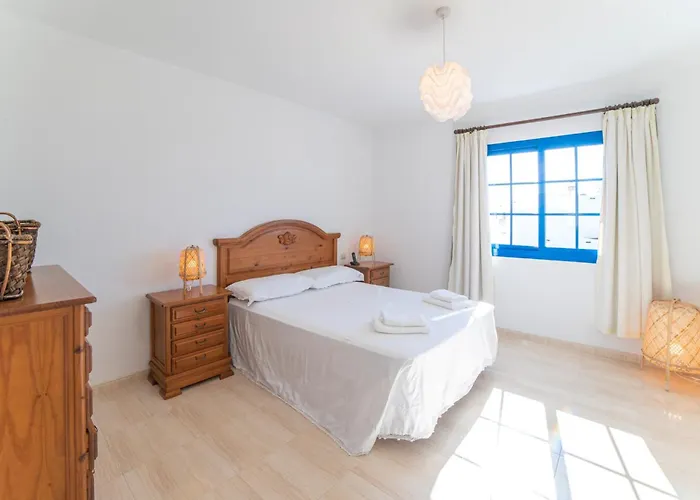 Beautiful Detached Lanzarote 3 Bedrooms Stacruz Bay Stunning Views & Close To Amenities Villa