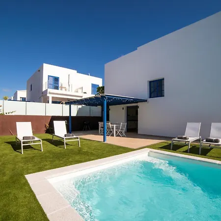 Beautiful Detached Lanzarote 3 Bedrooms Stacruz Bay Stunning Views & Close To Amenities * Playa Blanca (Lanzarote)