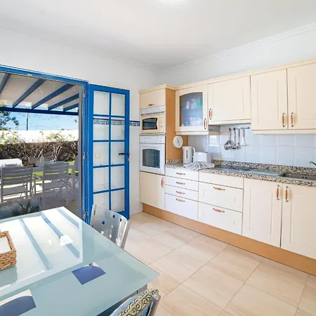 Beautiful Detached Lanzarote 3 Bedrooms Stacruz Bay Stunning Views & Close To Amenities