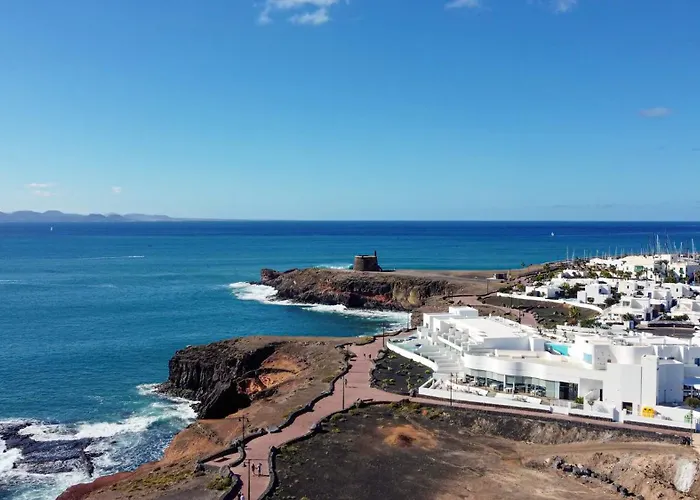 Galway Bay: Detached Lanzarote With Stunning Views * Playa Blanca (Lanzarote)